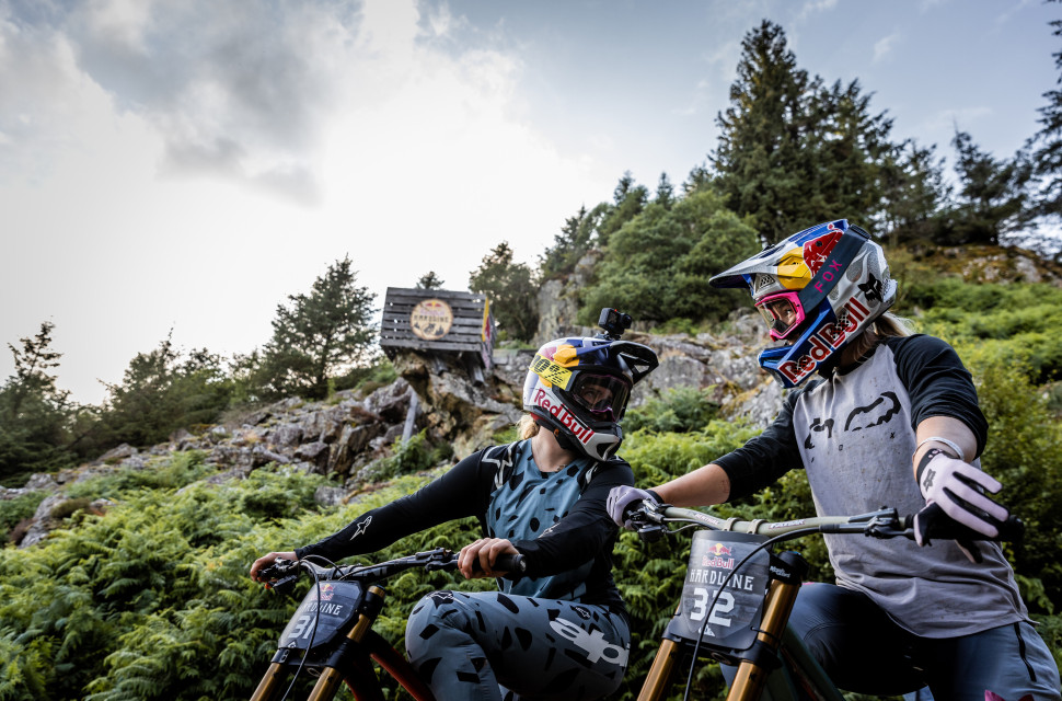 Red bull best sale mtb clothing